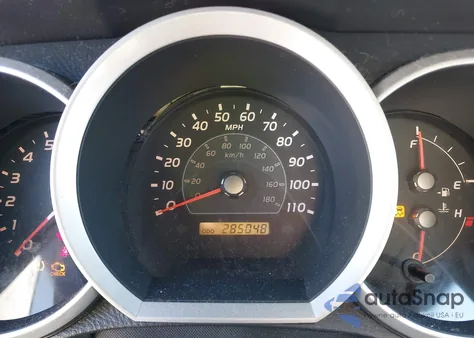 2008 Toyota 4Runner Sr5 V6 z USA, uszkodzony, nr VIN JTEZU14R18K015922